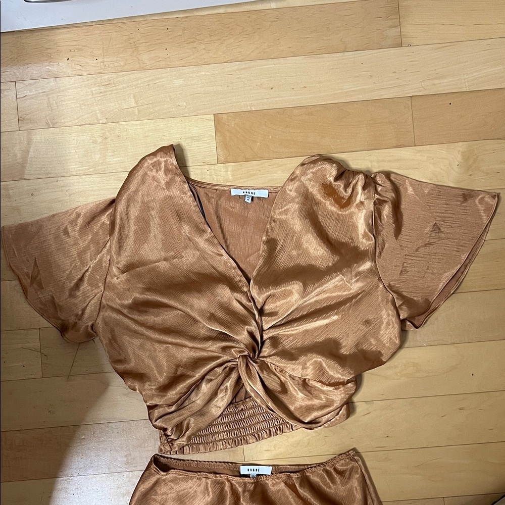 Tan/Rose Gold Two Piece Set - Picture 2 of 4